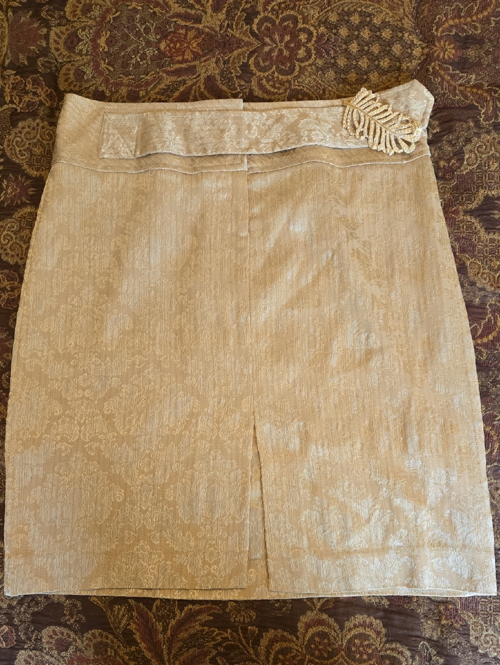 Single Women's Shimmery Golden Skirt with Matching Blingy Brooch